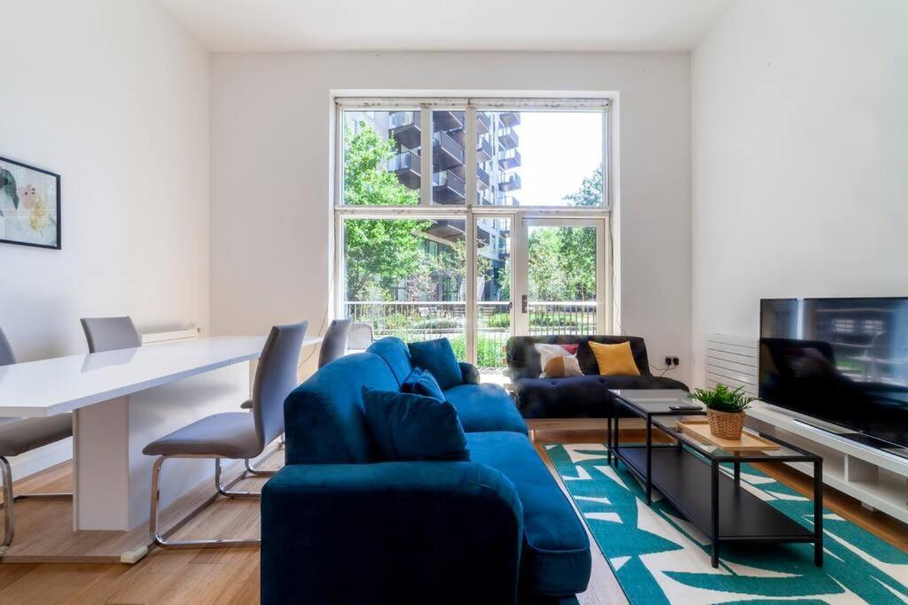 Stunning New 3 Bdr Duplex Wbalcony, East London Londres Exterior foto