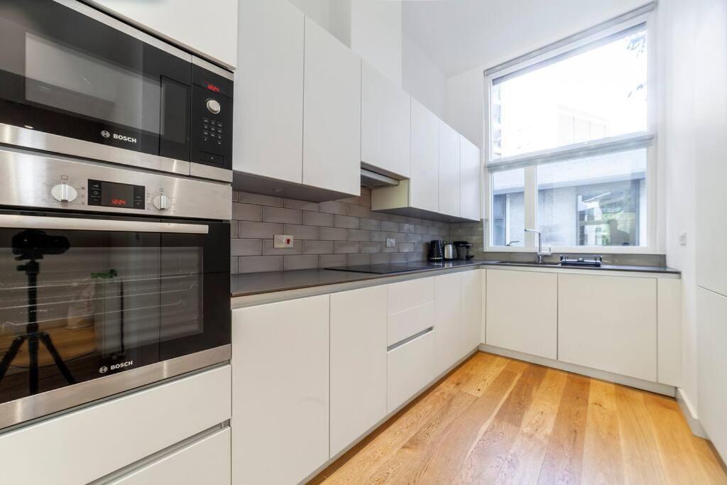 Stunning New 3 Bdr Duplex Wbalcony, East London Londres Exterior foto