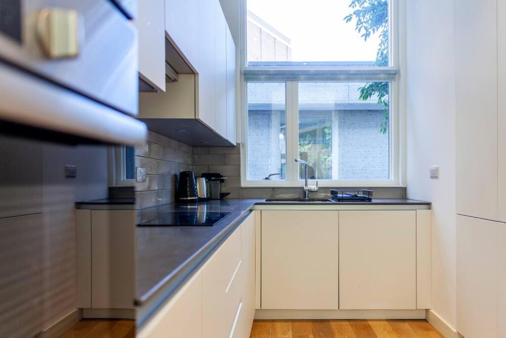 Stunning New 3 Bdr Duplex Wbalcony, East London Londres Exterior foto