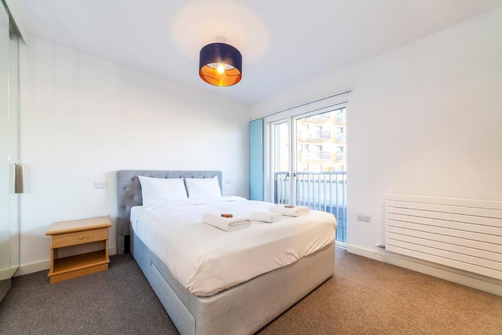 Stunning New 3 Bdr Duplex Wbalcony, East London Londres Exterior foto
