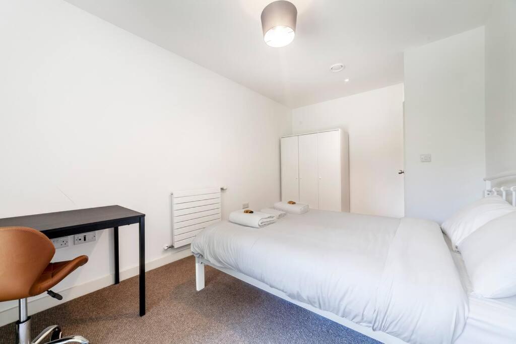 Stunning New 3 Bdr Duplex Wbalcony, East London Londres Exterior foto