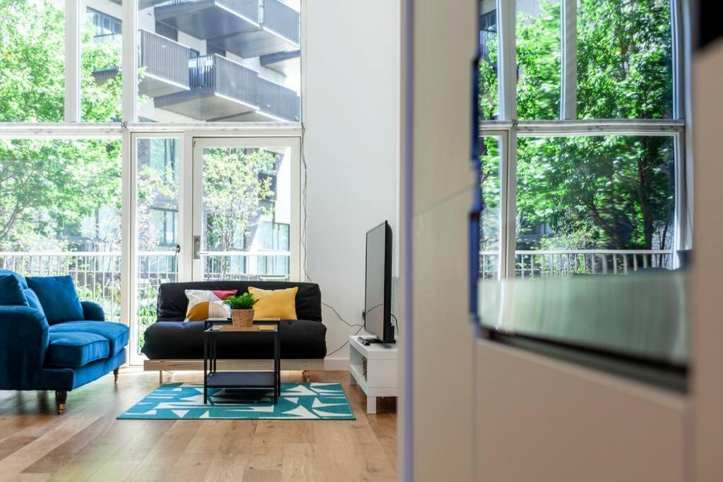 Stunning New 3 Bdr Duplex Wbalcony, East London Londres Exterior foto